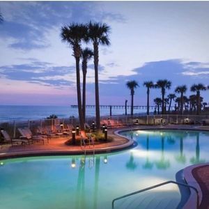 Meet your Posher, Vicky